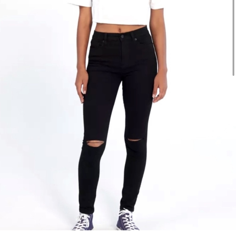 COPY - BDG Twig Ripped High Rise Skinny Jean- Black
